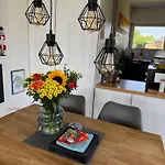 Maren Apartment